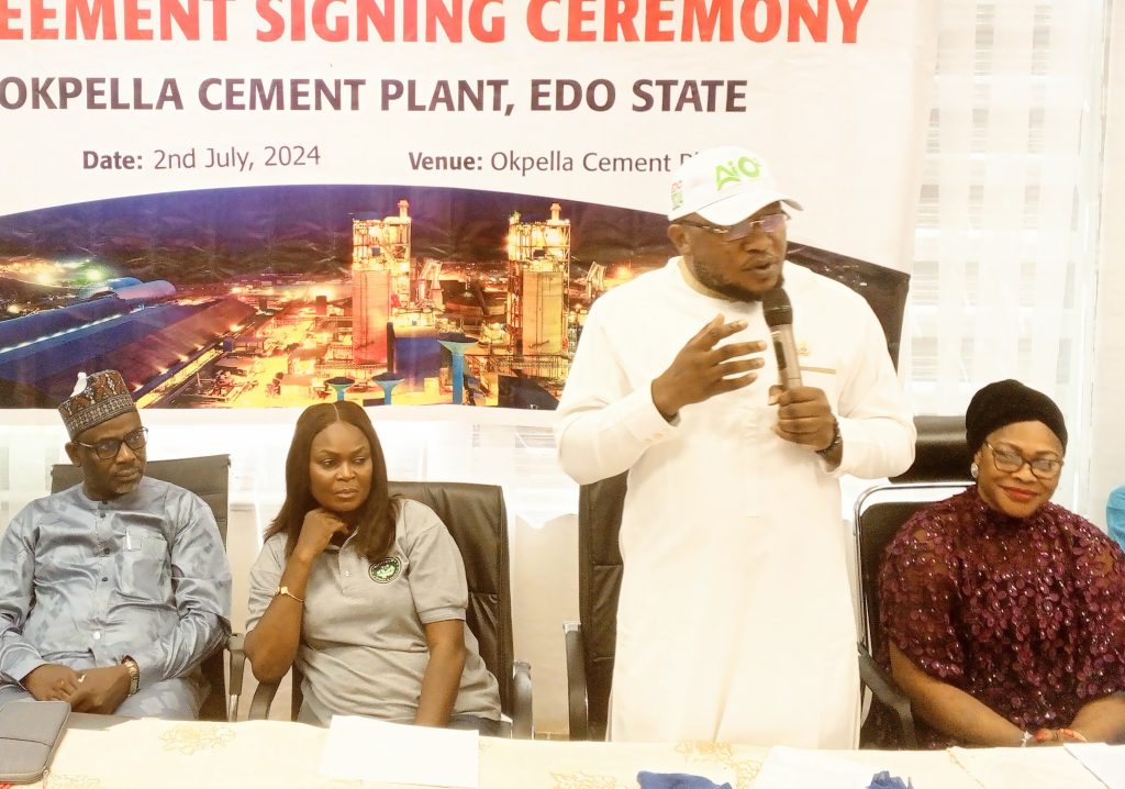 (L-R):_ Engr. Egbe Osezele, Managing Director. Samsomic Concerts Ltd.; Engr. Mohammed Ismaeel, Dangote Cement PlcOkpella Plant Director; Mrs. Ese Omiruyi, Permanent Secretary, Ministry for Mines and Energy, Edo State; Enaholo Ogiefoh, Commissioner for Mines and Energy, Edo State and Mrs. Benedicta Ebuehi, Executive Chairman, Etsako East local Government, Edo State at the official signing and presentation of the first Community Development Agreement (CDA) between Dangote Cement, Okpella Plant and Okpella Host Communities held at the plant at Okpella Edo._ - THEWILL NEWS MEDIA (L-R):_ Engr. Egbe Osezele, Managing Director. Samsomic Concerts Ltd.; Engr. Mohammed Ismaeel, Dangote Cement PlcOkpella Plant Director; Mrs. Ese Omiruyi, Permanent Secretary, Ministry for Mines and Energy, Edo State; Enaholo Ogiefoh, Commissioner for Mines and Energy, Edo State and Mrs. Benedicta Ebuehi, Executive Chairman, Etsako East local Government, Edo State at the official signing and presentation of the first Community Development Agreement (CDA) between Dangote Cement, Okpella Plant and Okpella Host Communities held at the plant at Okpella Edo._