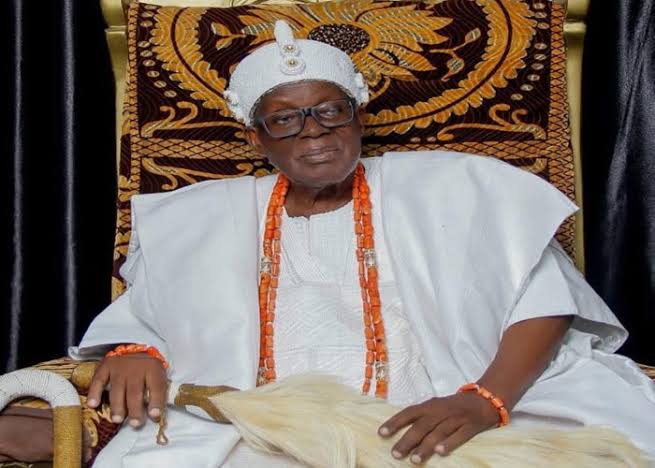 Oba Owolabi Akinloye Olakulehin has been crowned as the 43rd Olubadan of Ibadanland. Oba Owolabi Akinloye Olakulehin has been crowned as the 43rd Olubadan of Ibadanland.