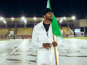 Fola David Surpasses GWR For Largest Painting - THEWILL NEWS MEDIA Fola David Surpasses GWR For Largest Painting