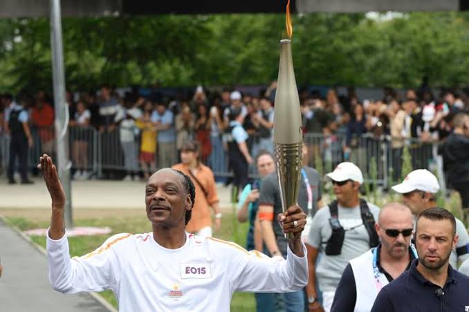 Snoop Dogg Olympic torch Snoop Dogg Olympic torch