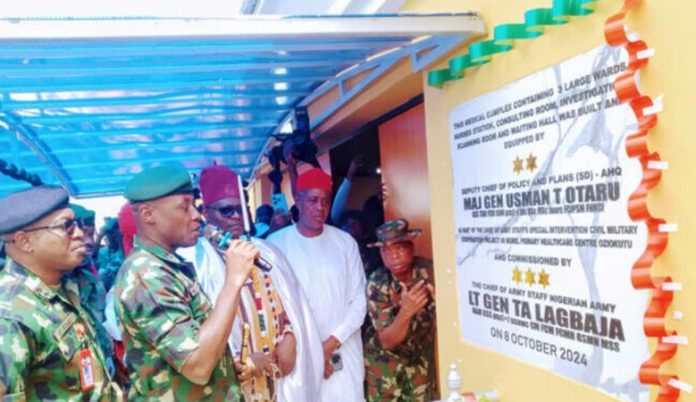 Nigerian Army Donates Nigerian Army Donates