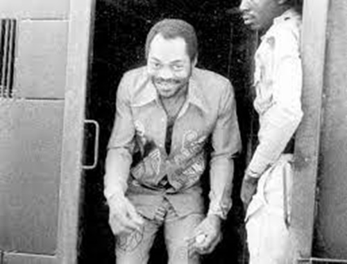 Smiling Fela Anikulapo- - THEWILL NEWS MEDIA Smiling Fela Anikulapo-