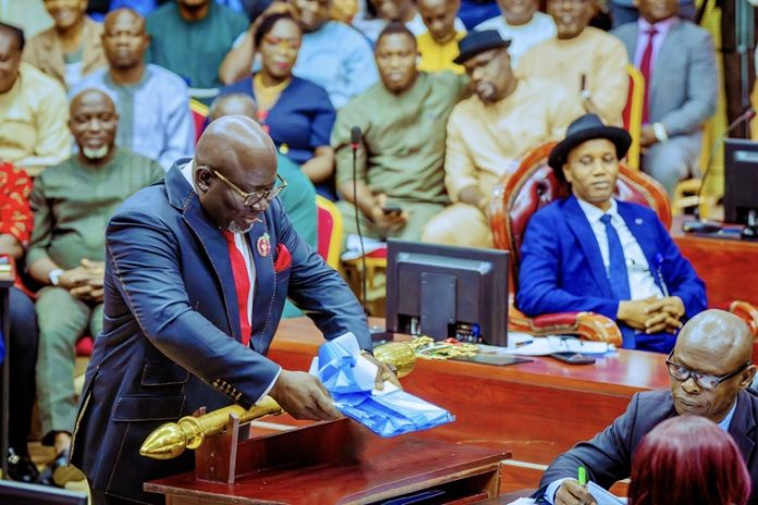 Oborevwori Presents N936bn 2025 Budget To Delta Assembly Oborevwori Presents N936bn 2025 Budget To Delta Assembly