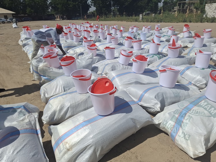red cross donates - THEWILL NEWS MEDIA red cross donates
