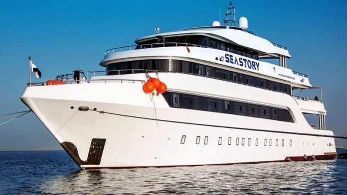 sea-story-boat_ sea-story-boat_