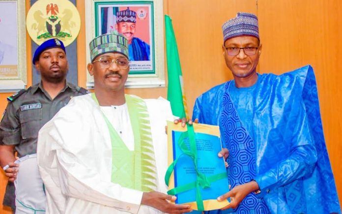 Gov. Aliyu Receives Hajj Report