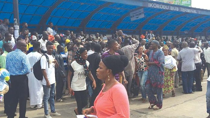 stranded-passengers-at-Lagos-bus-stops stranded-passengers-at-Lagos-bus-stops