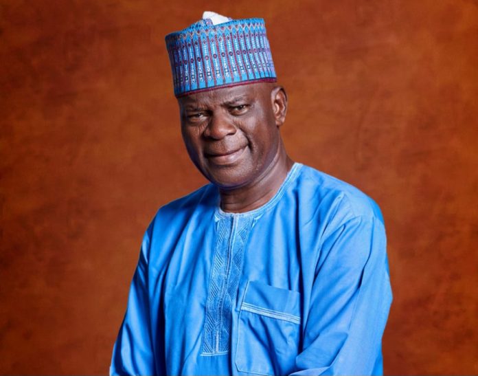 Dr Steve Olarinoye
