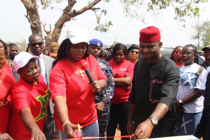 Ebonyi First Lady Urges Lawmakers To Emulate Senator Nwebonyi Ebonyi First Lady Urges Lawmakers To Emulate Senator Nwebonyi