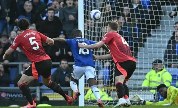Man Utd vs Everton.