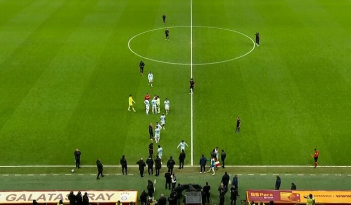 Match Abandoned At 1-0 As Demirspor Exit Tie Against Galatasaray