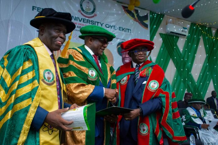 L-R: Vice-Chancellor, Federal University Oye-Ekiti, Prof. Abayomi Fasina; Chairman/CEO of Air Peace, Dr Allen Onyema; and Pro-Chancellor, Federal University Oye-Ekiti, Senator Udo Udoma, at the 9th Convocation Ceremony of the Federal University Oye-Ekiti, Ekiti State, at the weekend.