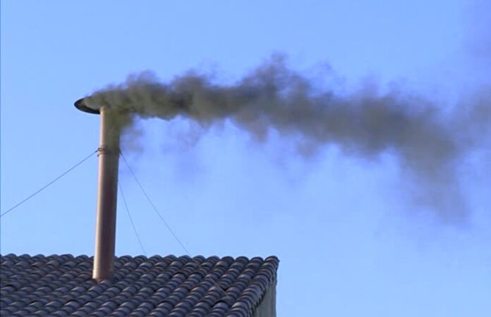white-smoke-rising-from-the-chinmey-of-the-sistine.