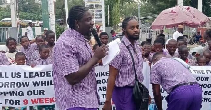 VDM, Schoolchildren Stage Protest in Abuja