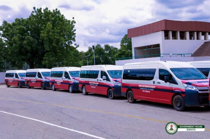 Buses Buses