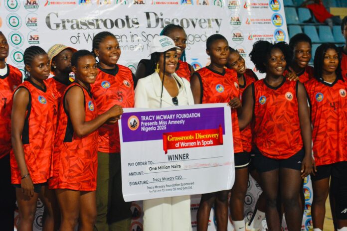 Founder, Tracy McWary Foundation, Ms Tracy McWary poses with the winners, Delta Queens at the event.