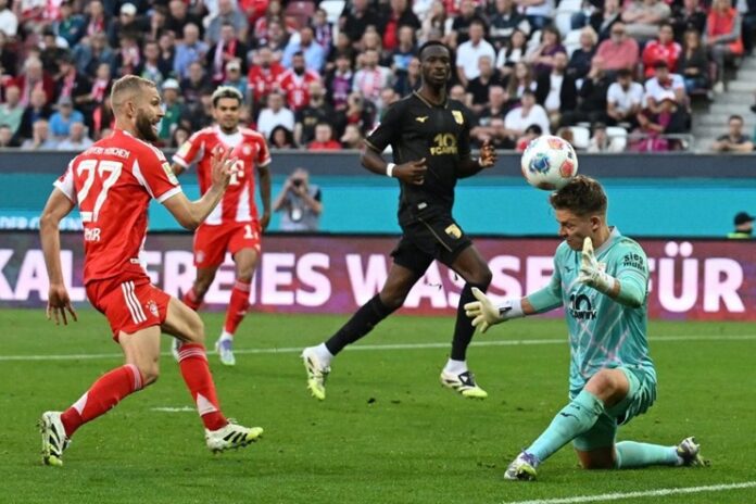 Augsburg vs Bayern Augsburg vs Bayern