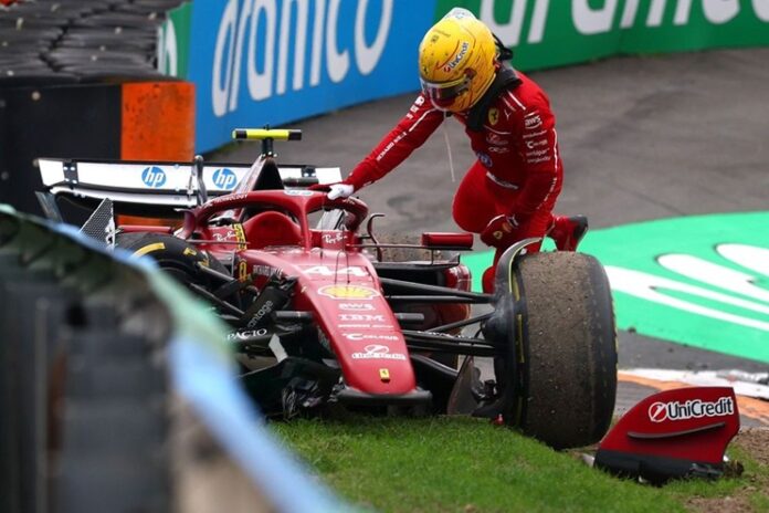 lewis-hamilton-ferrari-crash-