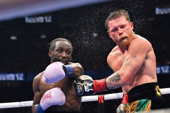 Crawford Defeats Canelo Alvarez