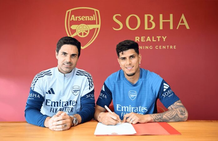 hincapie-signs- Arteta Piero Hincapie