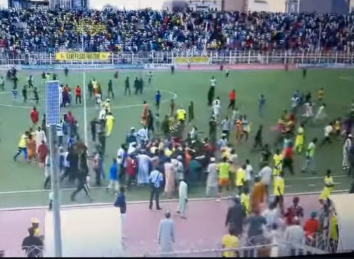 Between Kano Pillars, vs Shooting Stars