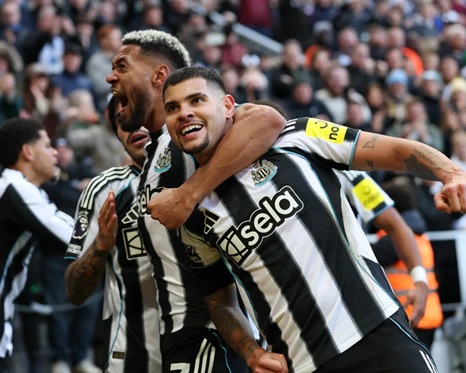Guimaraes Scores Last-Minute Winner In Newcastle 2-1 Fulham Victory Guimaraes Scores Last-Minute Winner In Newcastle 2-1 Fulham Victory