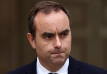 Crisis Deepens In France As New Prime Minister Sebastien Lecornu Resigns Sebastien Lecornu