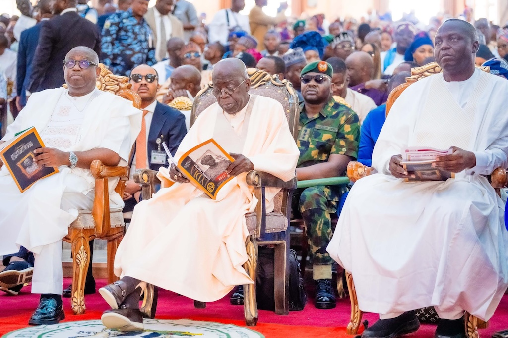 Tinubu Yilwatda Muftwang