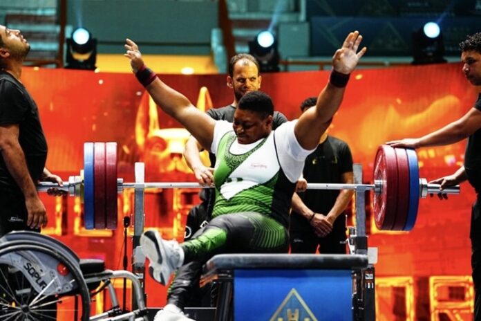 para-weightlifting-Oluwafemiayo