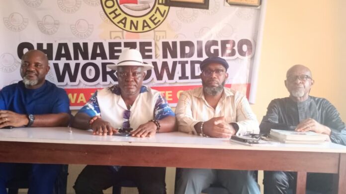 Hon. Kayceey Chidiadi and executive members during a press briefing in Uyo.