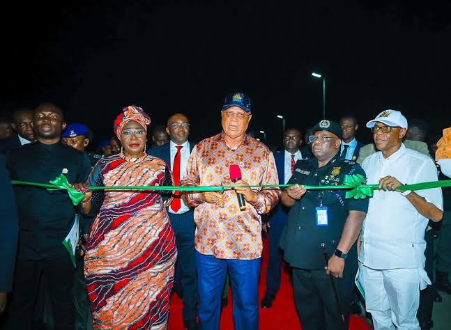 Umo Eno Commissions 1.4KM Police HQ Road, Promises Full Power Supply In Akwa Ibom Umo Eno Commissions 1.4KM Police HQ Road, Promises Full Power Supply In Akwa Ibom