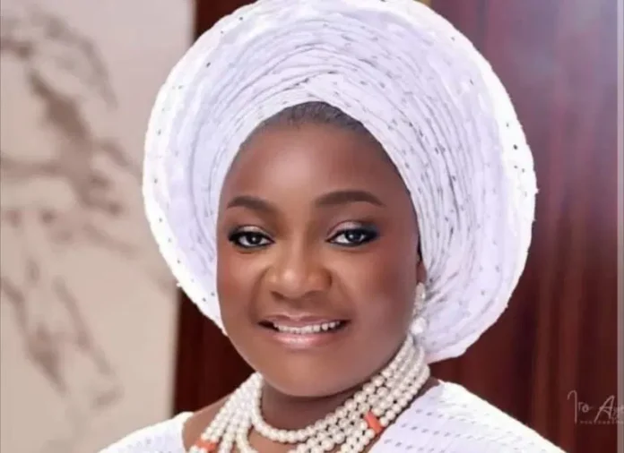 Bunmi Akinnanu “Omije Ojumi” Bunmi Akinnanu “Omije Ojumi”