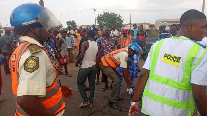 Ogun State Trace On Accident Scene Ogun State Trace On Accident Scene