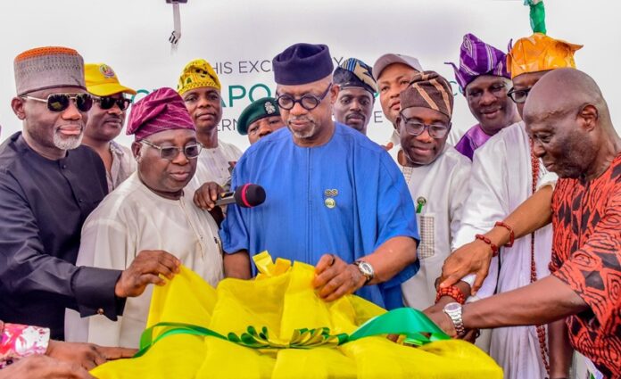 Dapo Abiodun Commissions Iworo–Ogbogbo–Igbeba Road Dapo Abiodun Commissions Iworo–Ogbogbo–Igbeba Road