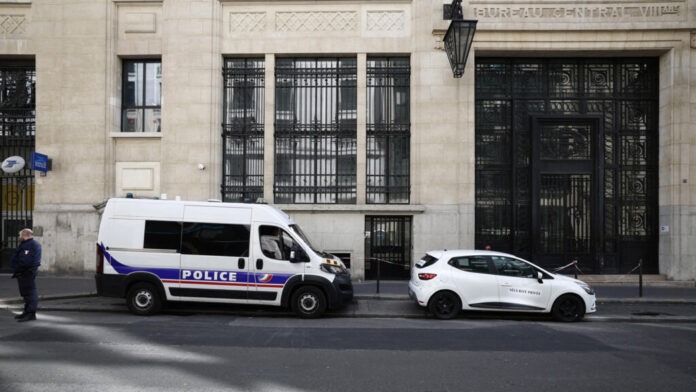 Police Police