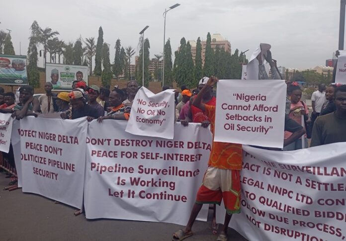 Protesters Storm NASS, Oppose Decentralise Pipeline Surveillance Protesters Storm NASS, Oppose Decentralise Pipeline Surveillance