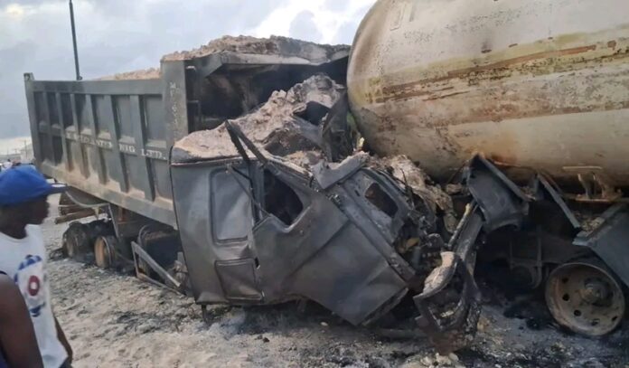 Tipper and Gas Tanker collide