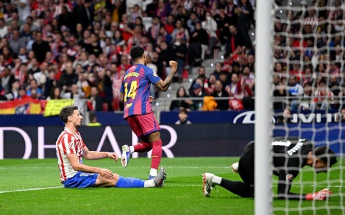Barcelona Beat 10-Man Atletico