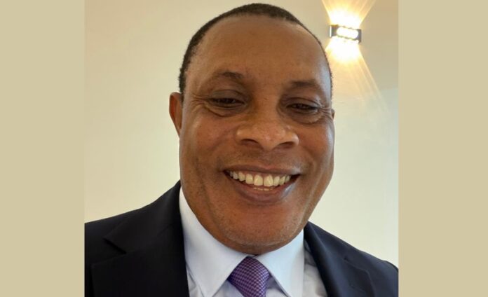 Dr Emmanuel Ekott