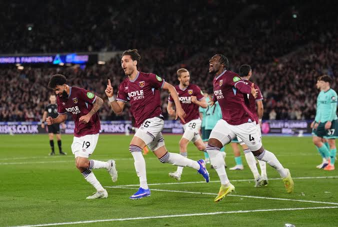 West Ham Climb Out of Relegation Zone With Emphatic Win Over Wolves West Ham Climb Out of Relegation Zone With Emphatic Win Over Wolves