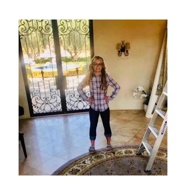 Britney Spears Checks Into Rehab Weeks After DUI Arrest Britney Spears Checks Into Rehab Weeks After DUI Arrest