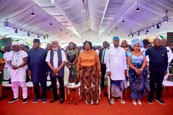 Deputy Governor of Akwa Ibom State, Dr Akon Eyakenyi, the Nobel Laureate, Wole Soyinka, during the 2026 World Heritage Day celebration in Uyo at the weekend. Deputy Governor of Akwa Ibom State, Dr Akon Eyakenyi, the Nobel Laureate, Wole Soyinka, during the 2026 World Heritage Day celebration in Uyo at the weekend.
