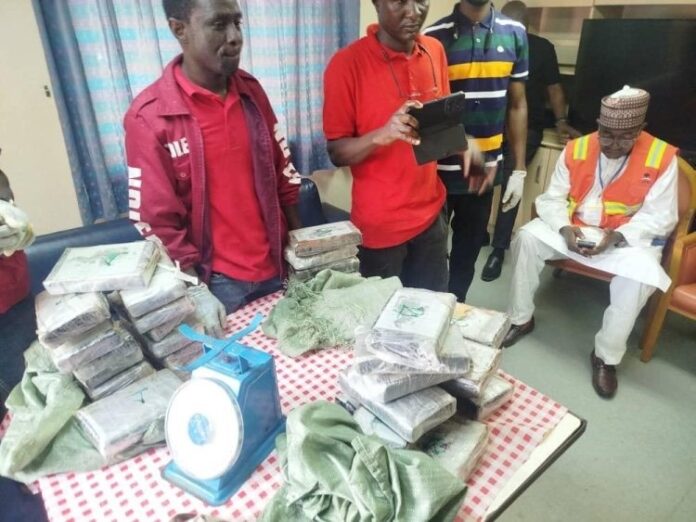31.5kg Cocaine Trafficking 31.5kg Cocaine Trafficking