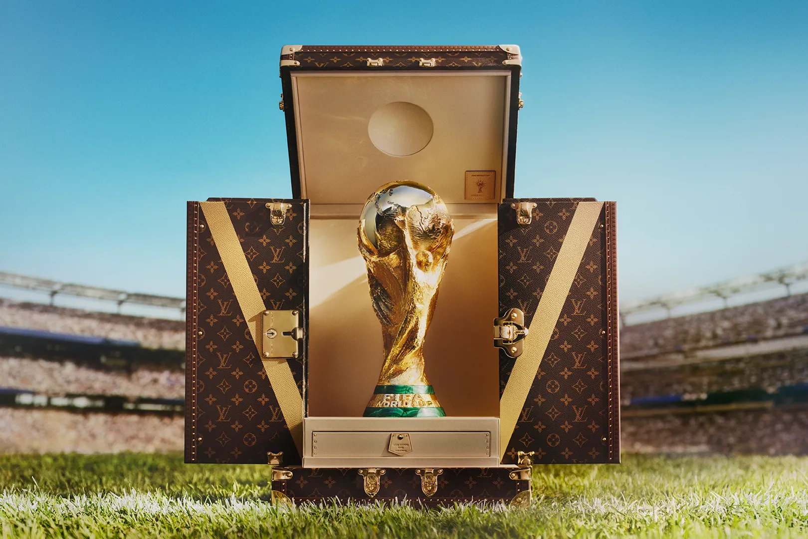 FIFA World Cup trophy - THEWILL NEWS MEDIA FIFA World Cup trophy