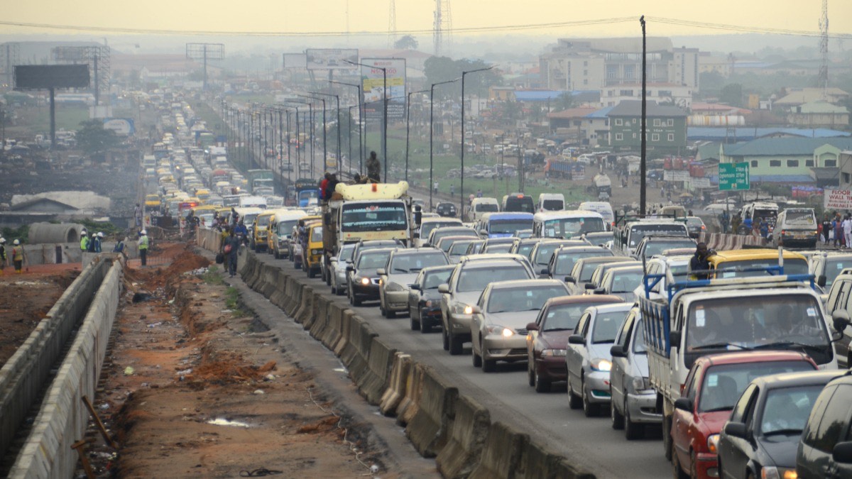 Gridlock at the Lagos-Ibadan expressway - THEWILL NEWS MEDIA Gridlock at the Lagos-Ibadan expressway