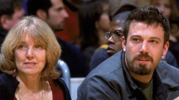Ben Affleck and his mother, Chris Anne Affleck, sitting courtside while watching a Los Angeles Lakers basketball game at the Crypto.com Arena. Credit: Getty Images)