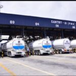 Dangote Retreats From Dollar Pricing, Resumes Petrol Sales in Naira