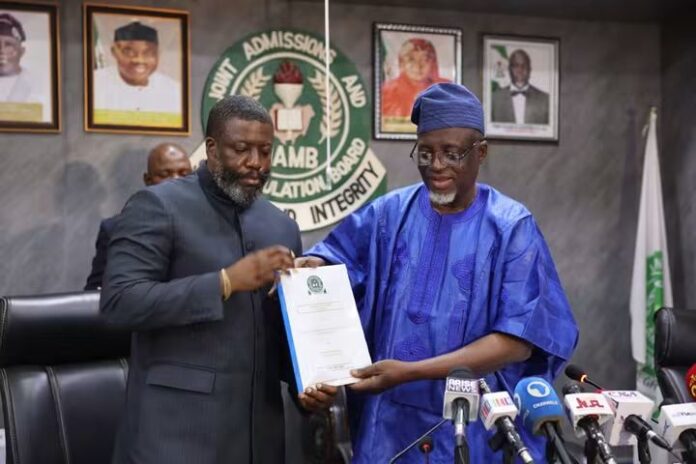 Prof. Is-haq Oloyede and Prof. Segun Aina (1) Prof. Is-haq Oloyede and Prof. Segun Aina (2)