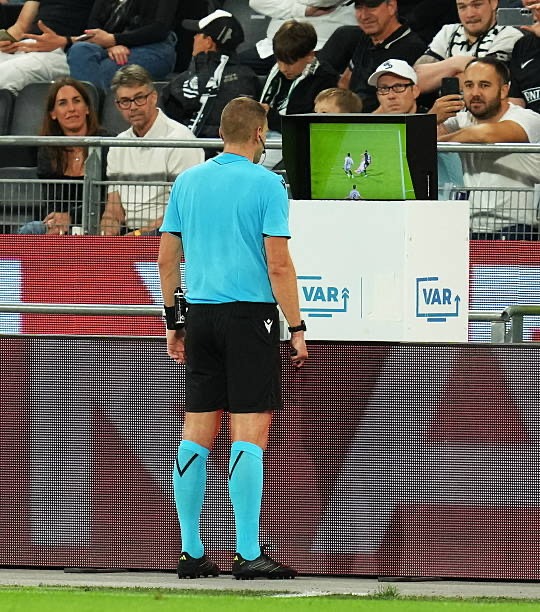 VAR - THEWILL NEWS MEDIA VAR